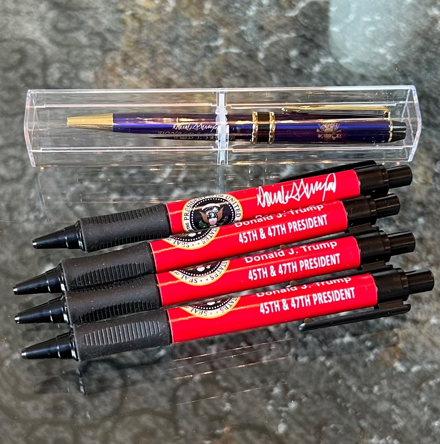 5 TRUMP PENS 1 EAGLE SEAL BLUE METAL + 4 RED PLASTIC MAGA GOP REPUBLICAN 45-47th