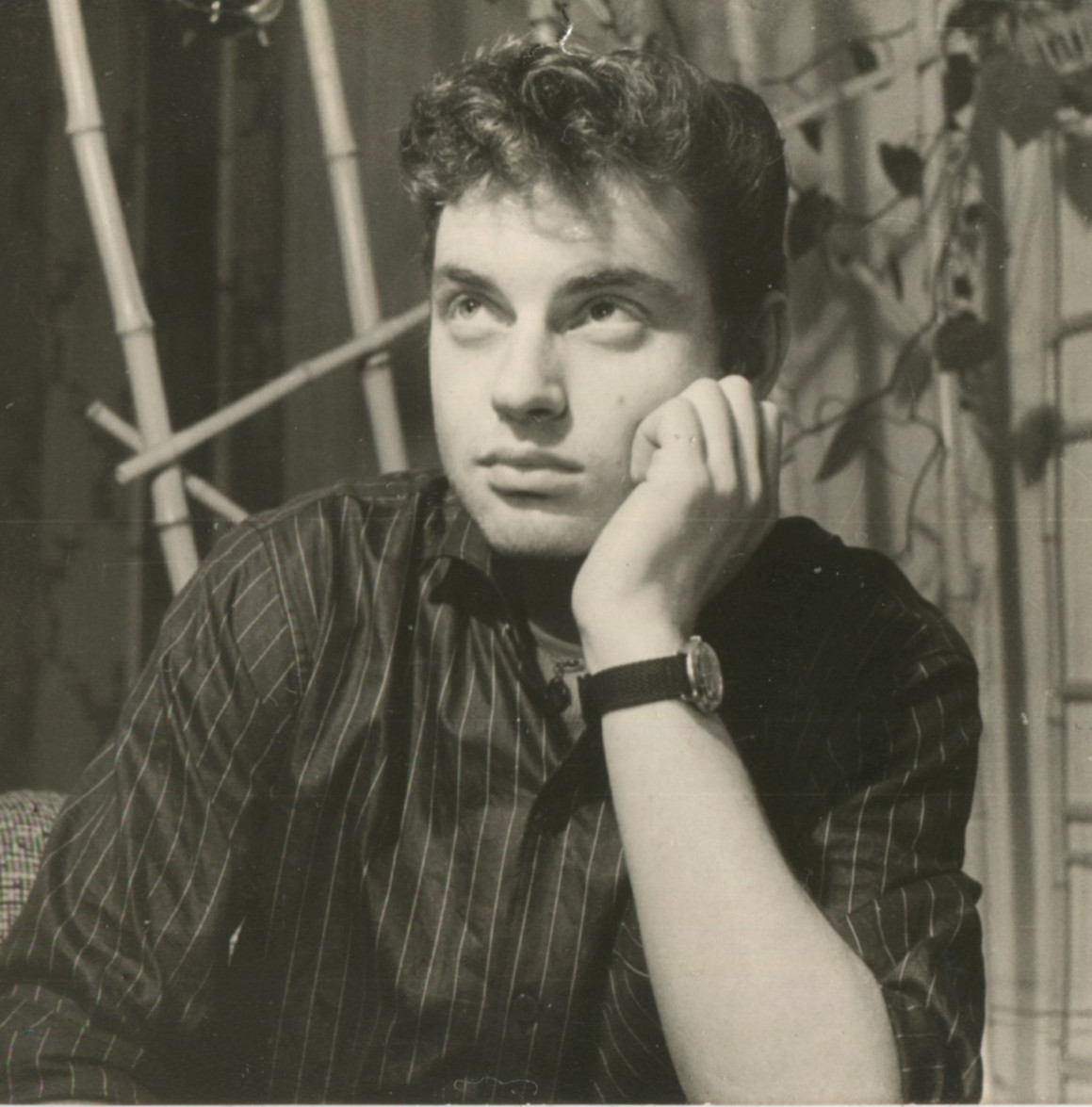 Vintage 50s Photo Pensive Affectionate Young Man Pompadour Haircut Greaser Style