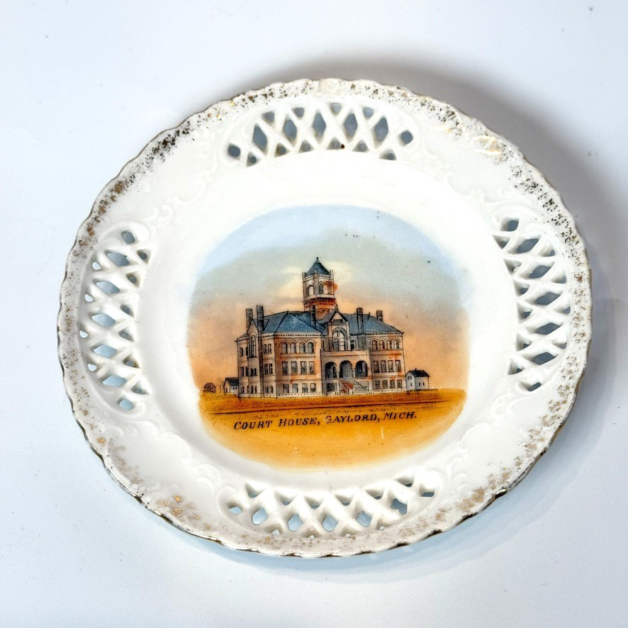 GAYLORD Court House MI MICHIGAN Souvenir China TRINKET DISH PLATE