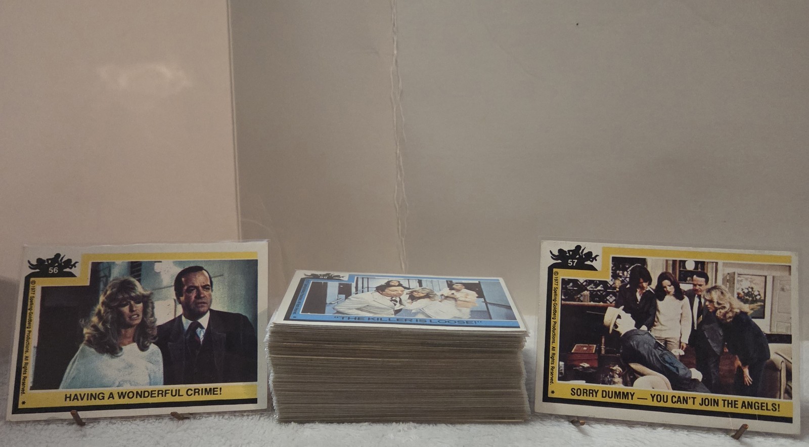 🔥1977 TOPPS CHARLIE'S ANGELS SERIES 2 - 61 PC. TRADING CARD LOT - NO DUPLICATES