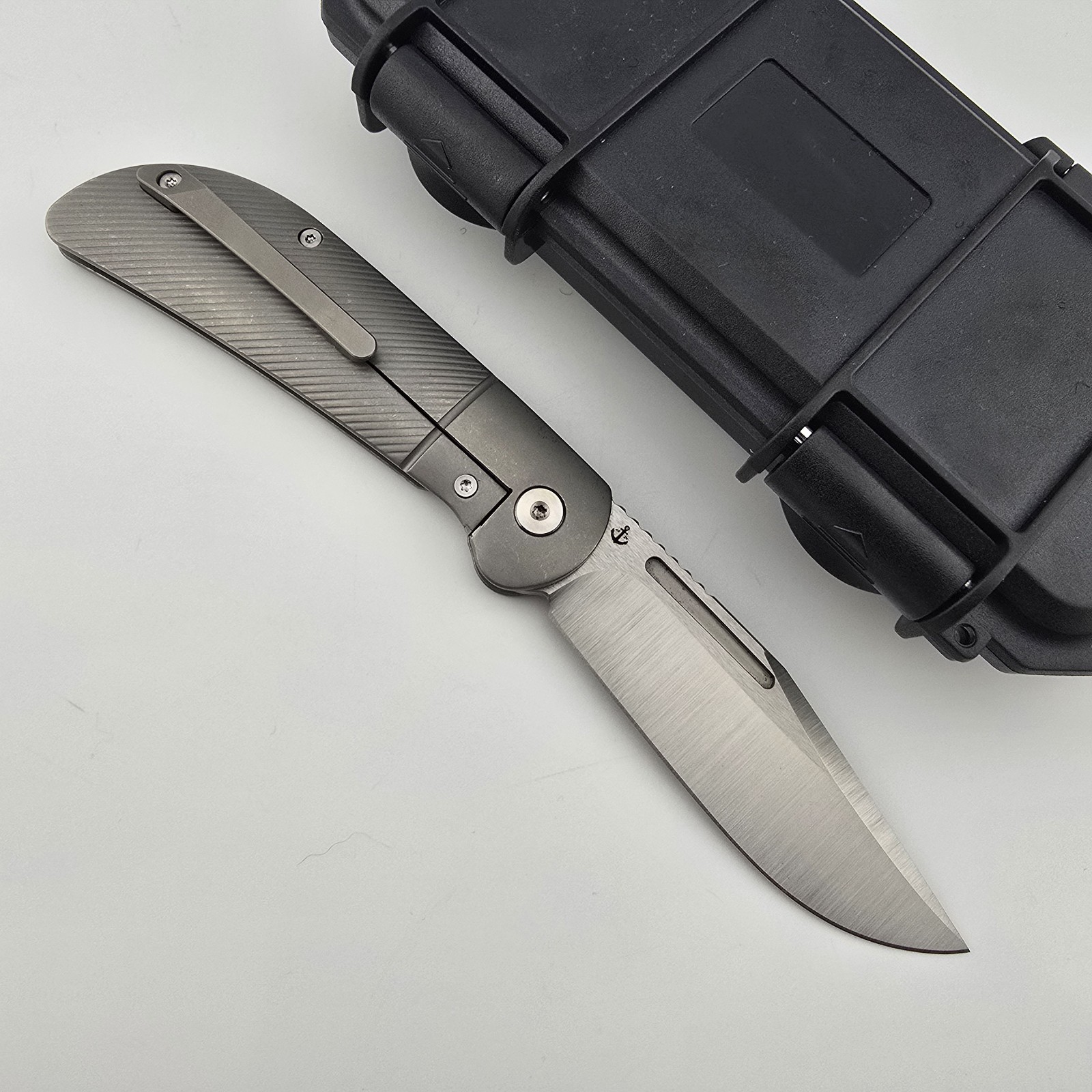Tuyaknife Calico Jack Folding Knife Clip Point M390 Titanium Frame Lock TK51521