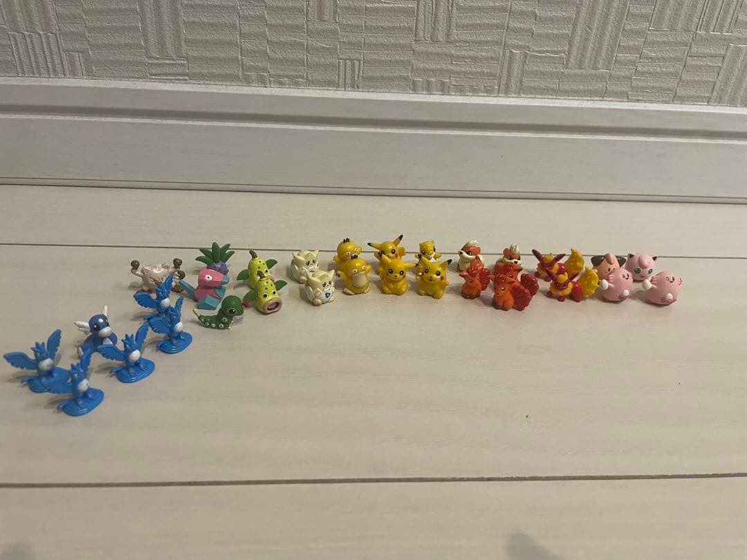 Pokemon Pokemon Chibi Poke Model 31pc Set Collectible 15+ Used