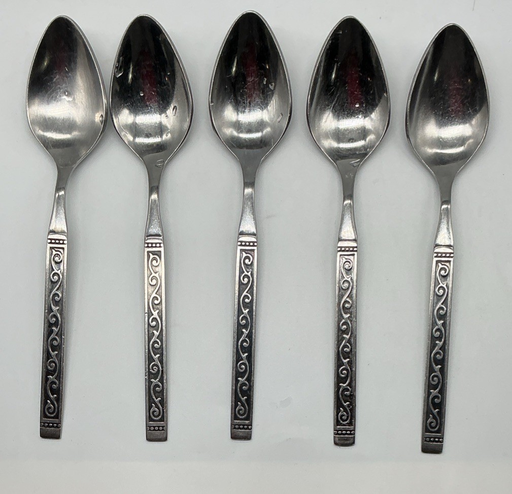 Oneida 1881 Rogers Stainless - SPANISH COURT - Teaspoons Set of 5 - Vintage