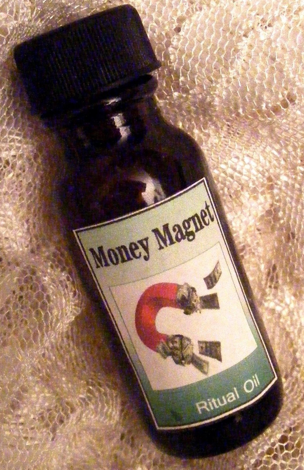 MONEY MAGNET OIL ~ Attraction, Abundance, Money Draw, Happiness