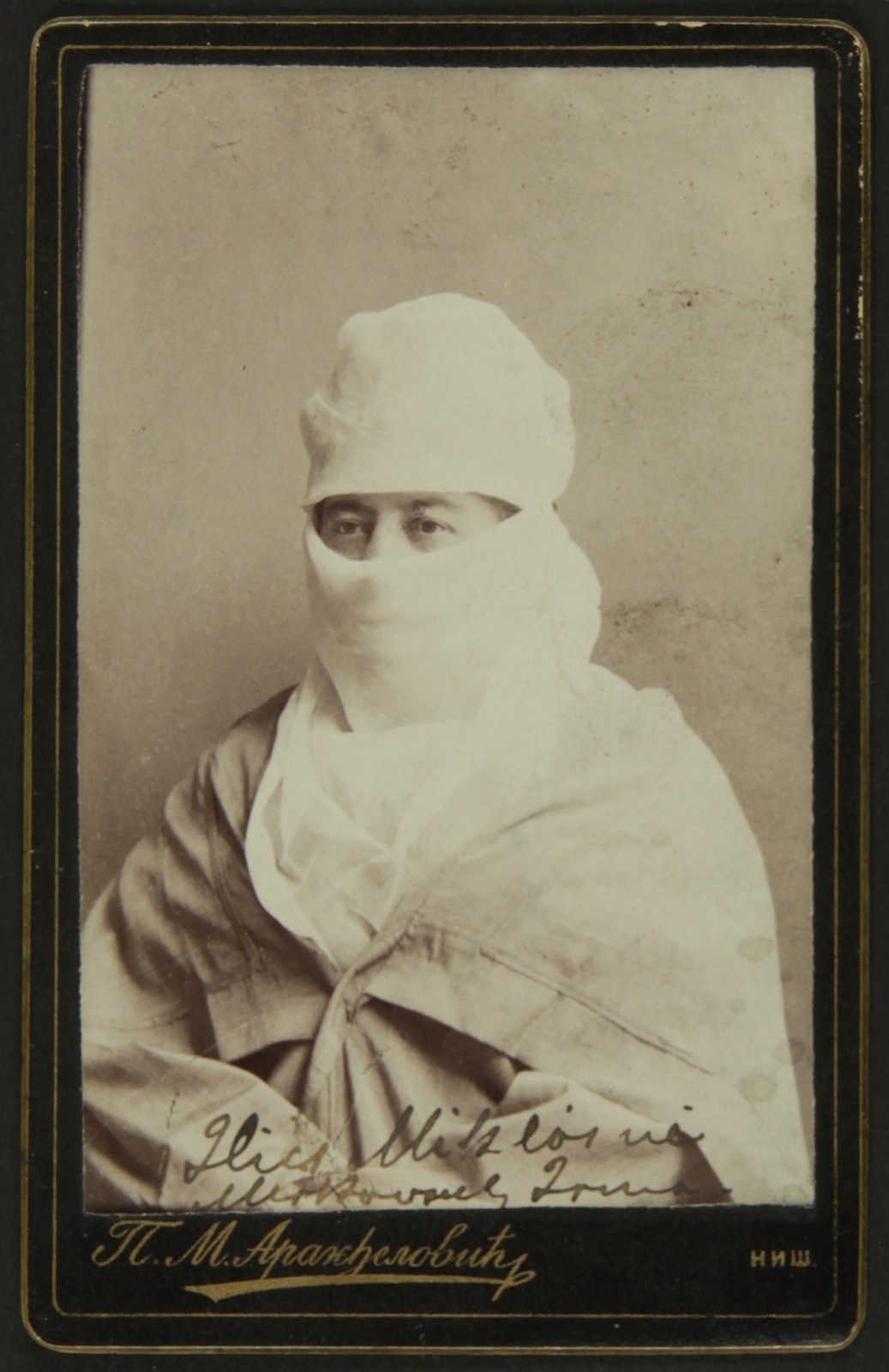 Muslim woman photo CDV Petar M. Aranđelović Studio. Nish. Serbia