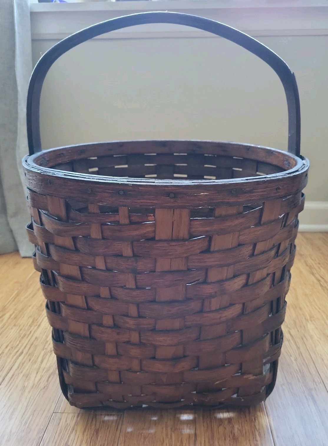 Vintage Shelton Basket 18x14\