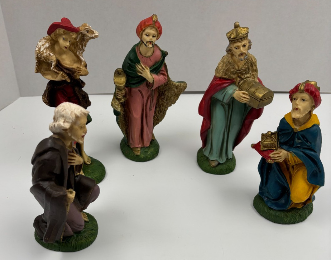 5 Piece Nativity Set Italy Shepard W/Lamb, Joseph and 3 men