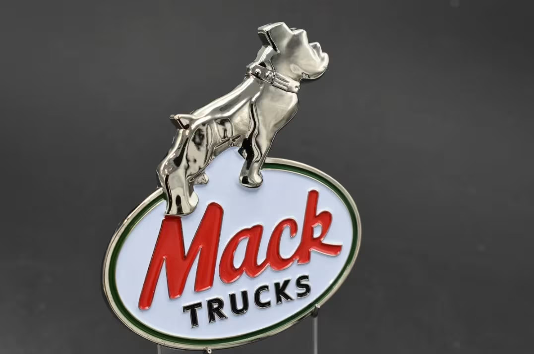 Mack Truck emblem toolbox magnets- 36