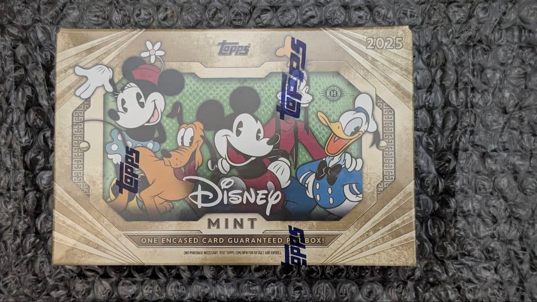 2025 Topps Disney Mint Hobby Box Factory Sealed Mickey Minnie Trading Cards New