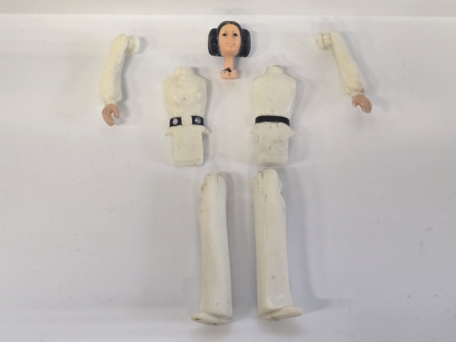 Vintage 1977 PRINCESS LEIA * PBP * NON SONIC WELDED - NO COO Vintage 1977 PRINCESS LEIA * PBP * NON SONIC WELDED - NO COO