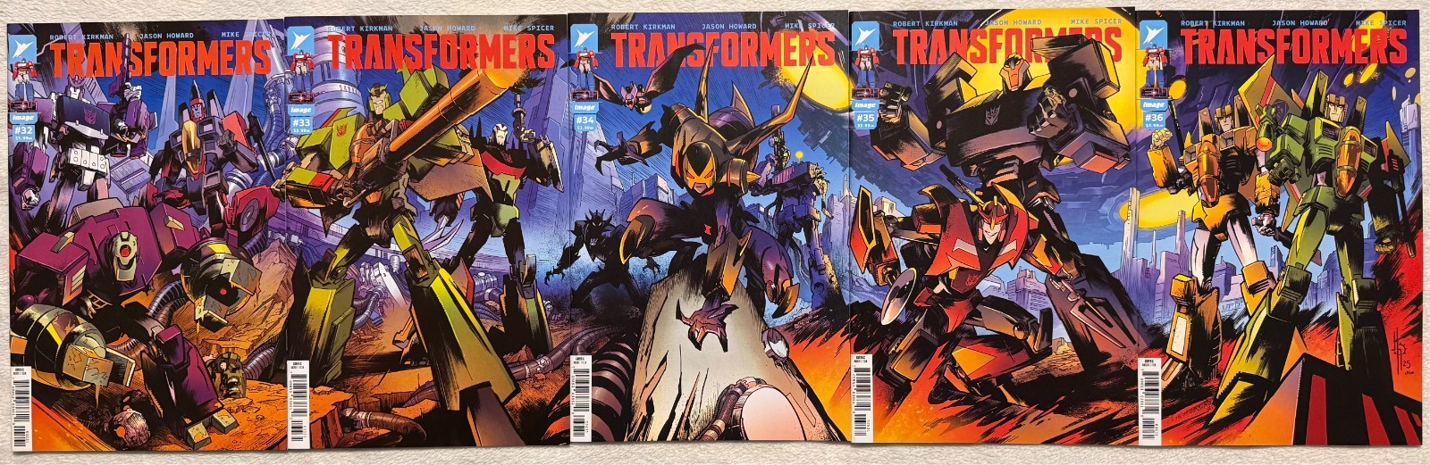 Transformers #32 33 34 35 36 Jason Howard Connecting Variant Set Bag & Board Transformers #32 33 34 35 36 Jason Howard Connecting Variant Set Bag & Board