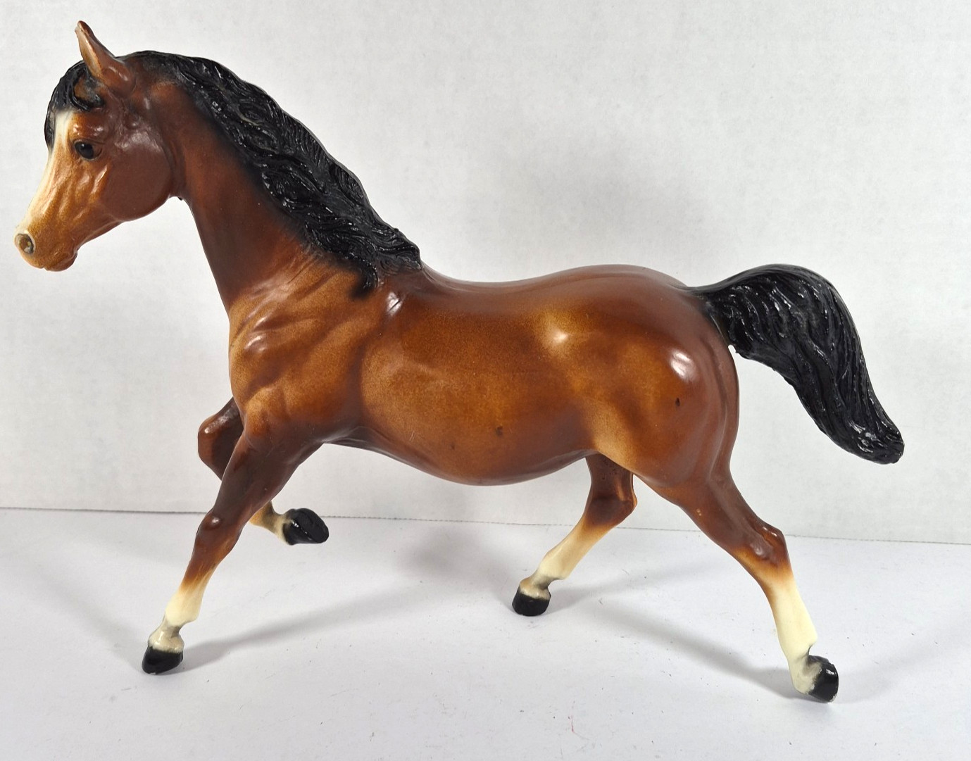 Vintage Breyer Traditional Horse Running Mare Horse # 124 Sugar