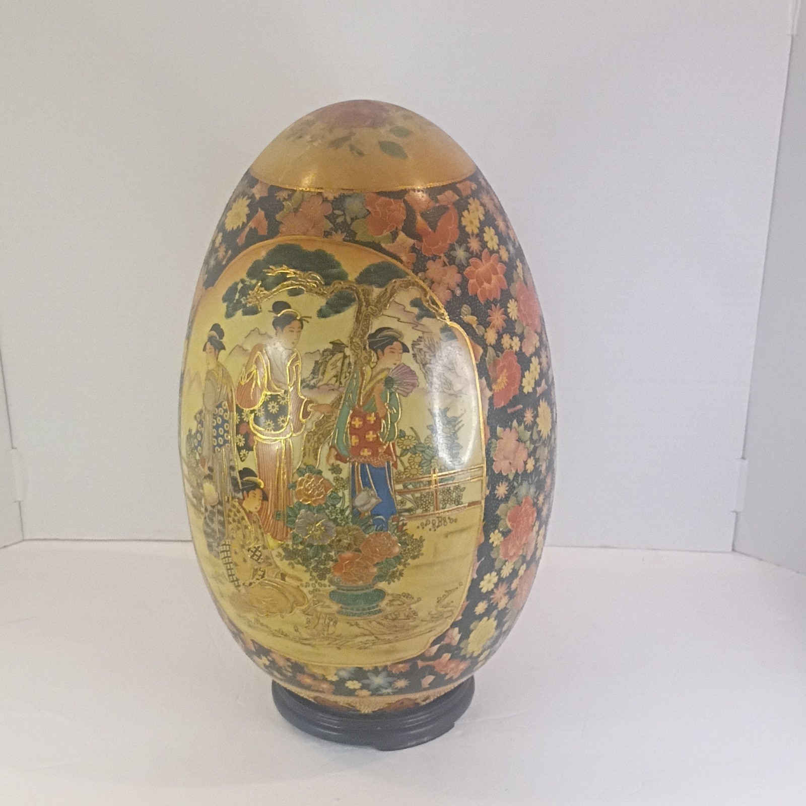 Japanese Decorative Egg-Shaped Vase Floral Geisha Figural Scene Black Base 24 Japanese Decorative Egg-Shaped Vase Floral Geisha Figural Scene Black Base 24