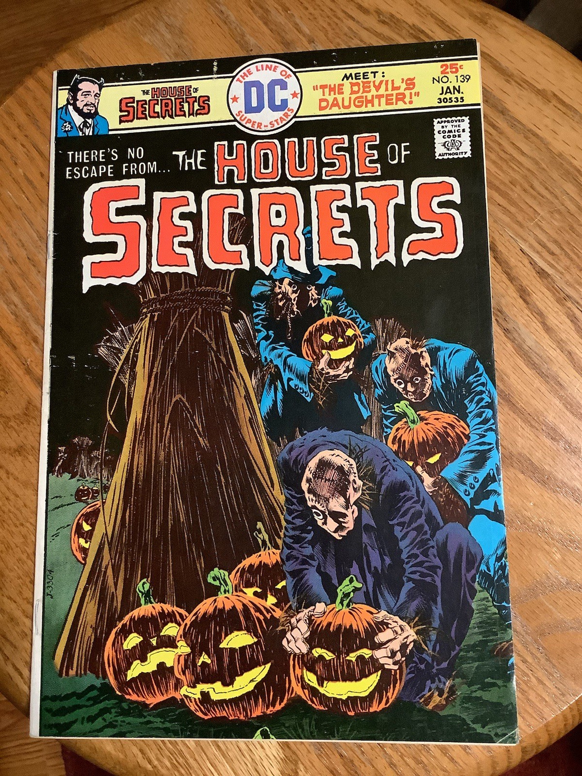 House of Secrets 139 7.5 VF- Bernie Wrightson Pumpkin Halloween Cover 1976