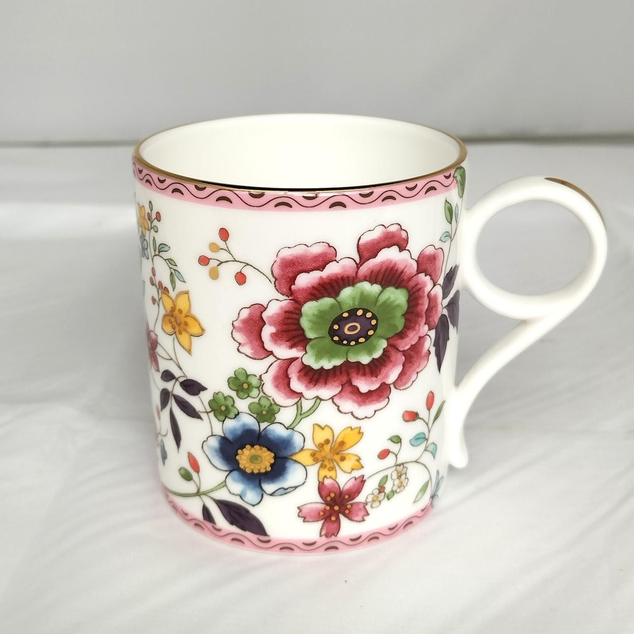 WEDGWOOD Archive Collection Mug