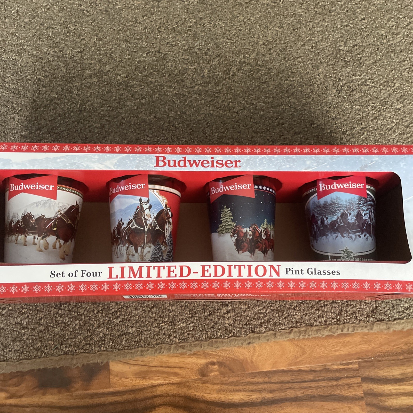 Budweiser Set of 4 Pint Glasses Limited Edition. New In Box