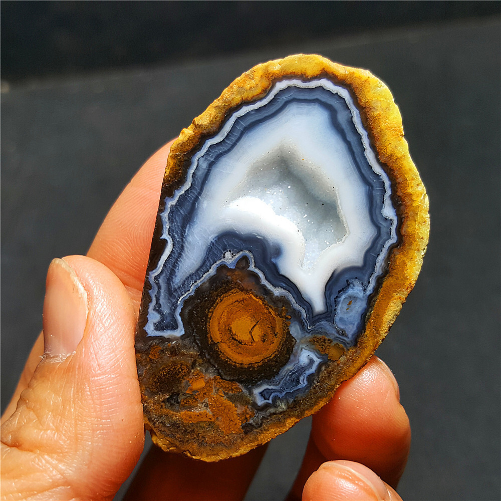 RARE 37g Natural Warring States Red Agate  Healing 37A98+