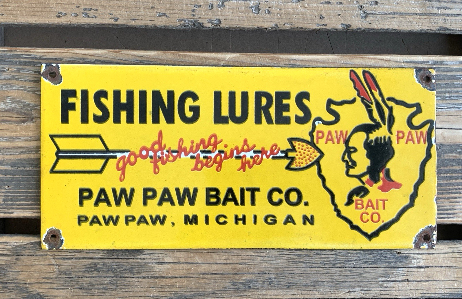 VINTAGE PAW PAW BAIT CO. FISHING LURES OIL PUMP STATION GASOLINE PORCELAIN SIGN