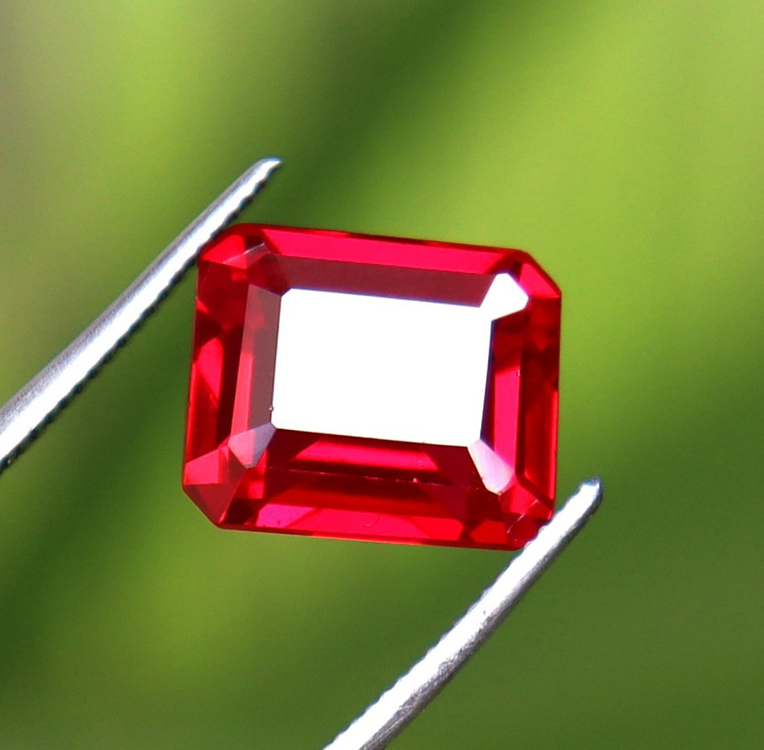 BURMA Pigeon Blood Red Ruby Emerald Cut Certified Loose Gemstone 7.60 Ct BURMA Pigeon Blood Red Ruby Emerald Cut Certified Loose Gemstone 7.60 Ct