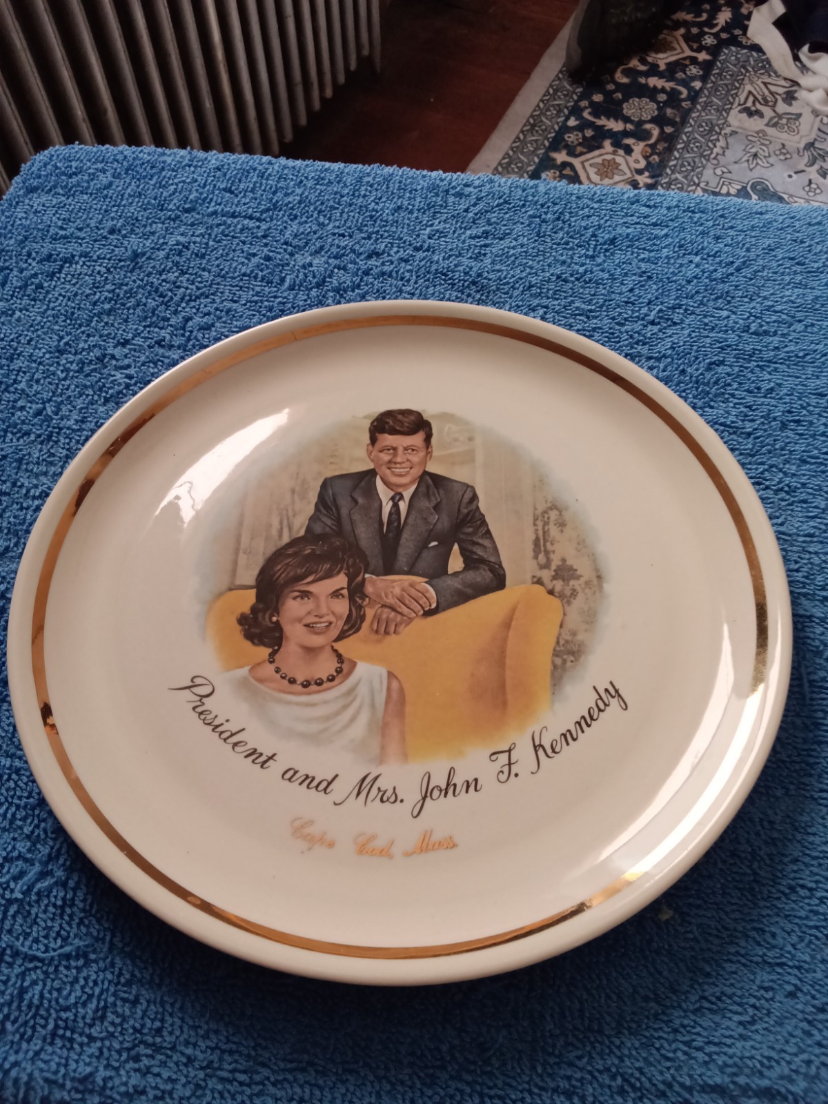 Vintage President and Mrs. John F. Kennedy 1960s Decorative Plate Gold Border Vintage President and Mrs. John F. Kennedy 1960s Decorative Plate Gold Border