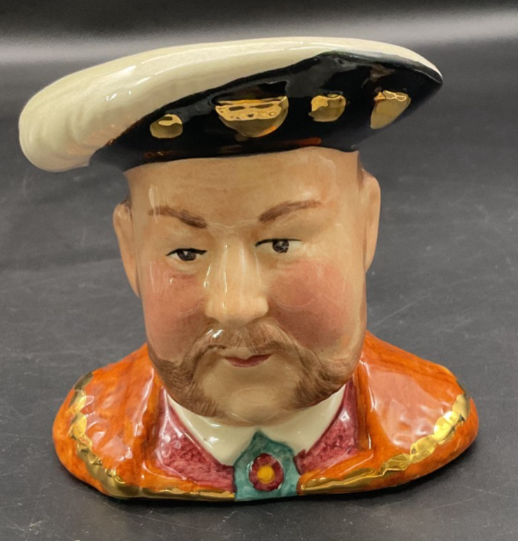 Medium Staffordshire Character Jugs Henry VIII 3 1/2\