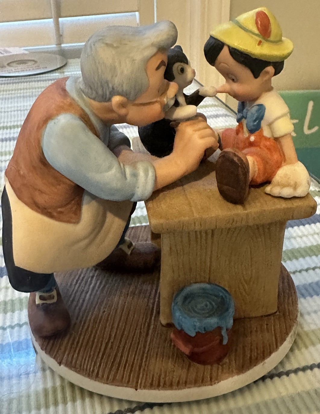 Disney Collection Magic Memories Pinocchio Figurine 11151/15000 1984 Disney Collection Magic Memories Pinocchio Figurine 11151/15000 1984