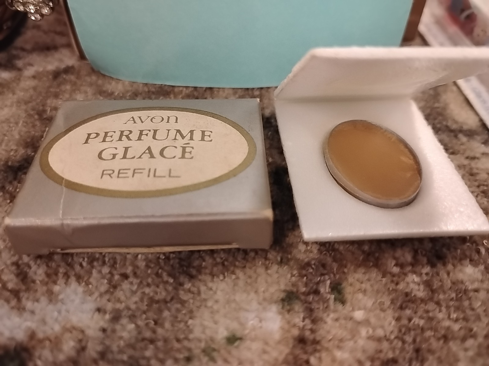 Avon Perfume Glace REFILL Brocade Oval Shape. PATTERNS Fragrance. NOS/Box. Avon Perfume Glace REFILL Brocade Oval Shape. PATTERNS Fragrance. NOS/Box.