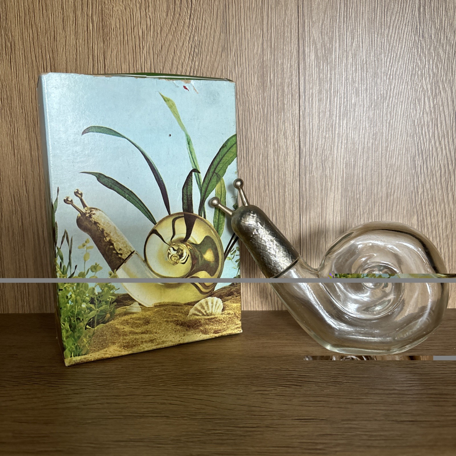 VTG Avon Snail Decanter Bath Oil Skin So Soft Glass Bottle 6 FL OZ Empty No Box