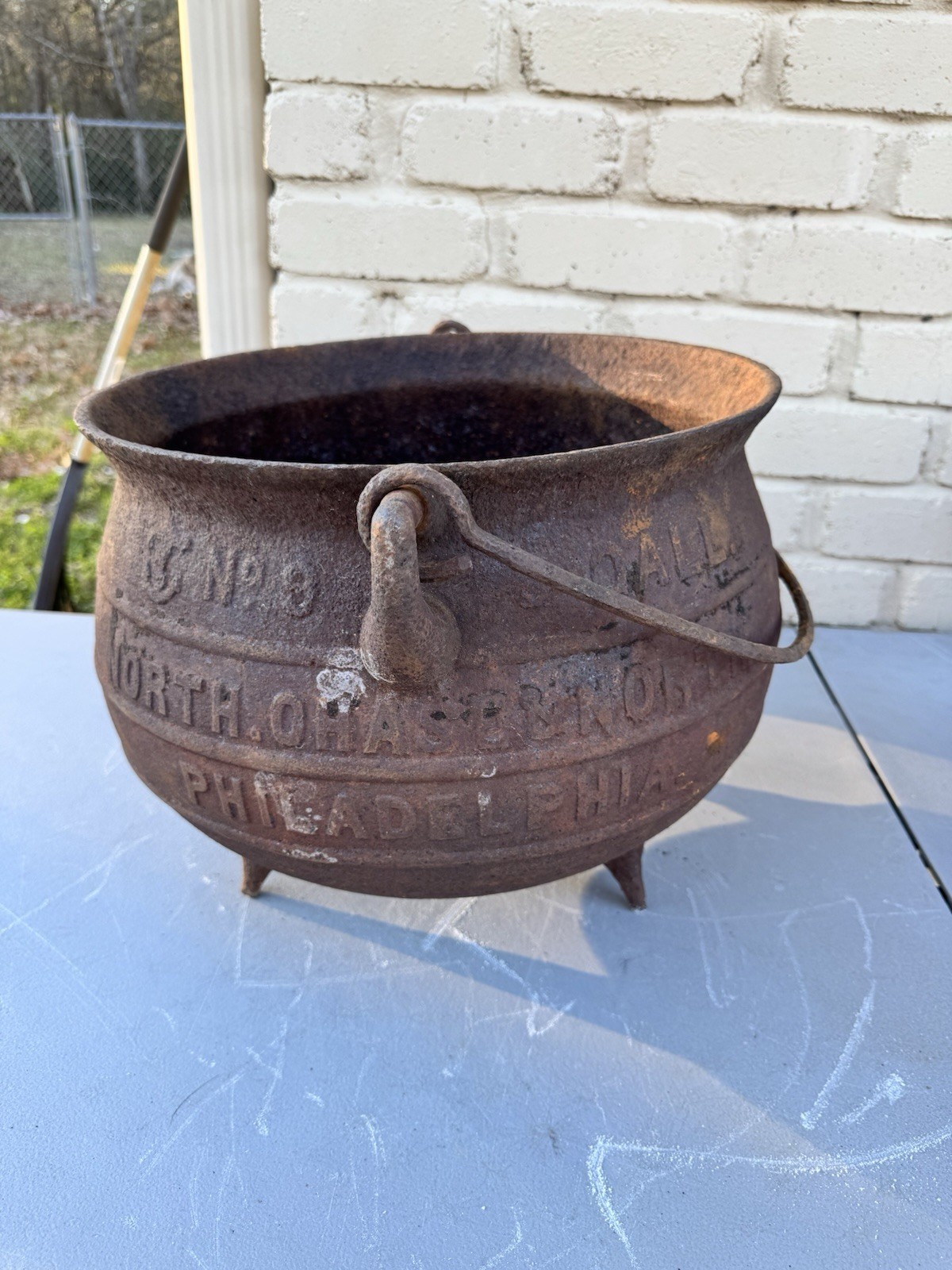 ANTIQUE North Chase & North no 9 iron kettle cauldron 6 gallon WITH LID