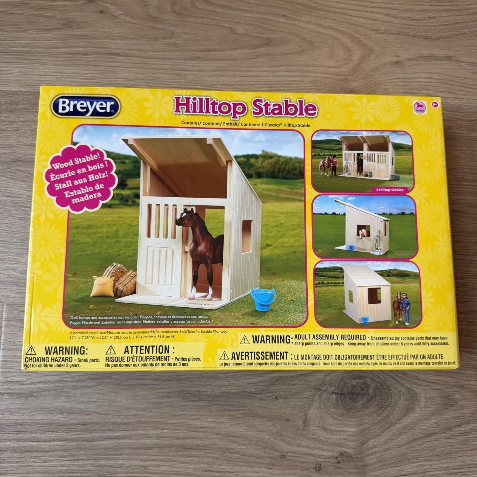Breyer Hilltop Stable No. 596 Classic 1:12 Scale Breyer Hilltop Stable No. 596 Classic 1:12 Scale