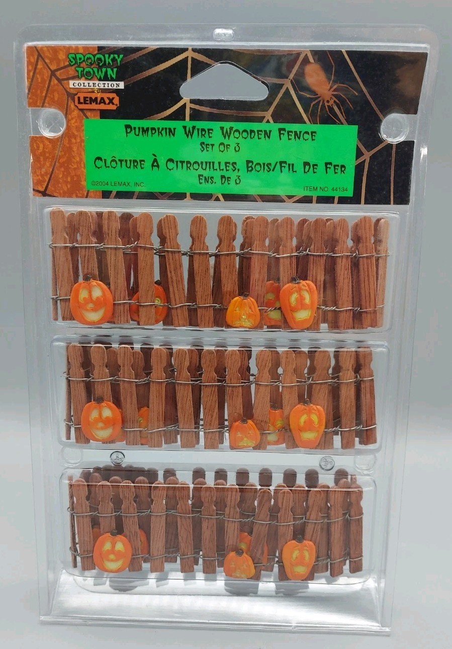 LEMAX Spooky Town Halloween Accessory Pumpkin Wire Wooden Fence Set Of 3 2004