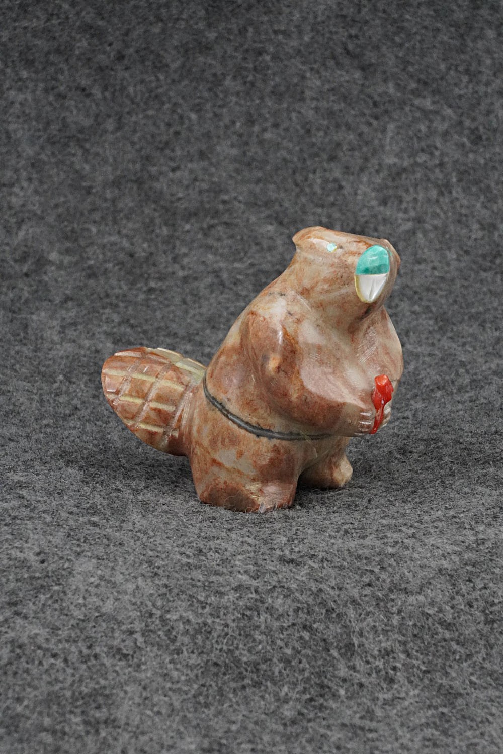 Beaver Zuni Fetish Carving - Enrike Leekya