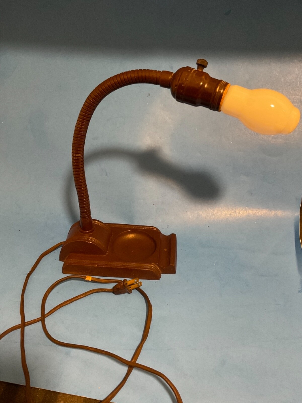 Vintage GEM ELECTRIC Co. Gooseneck Adjustable Desk Lamp Cast Iron Base 