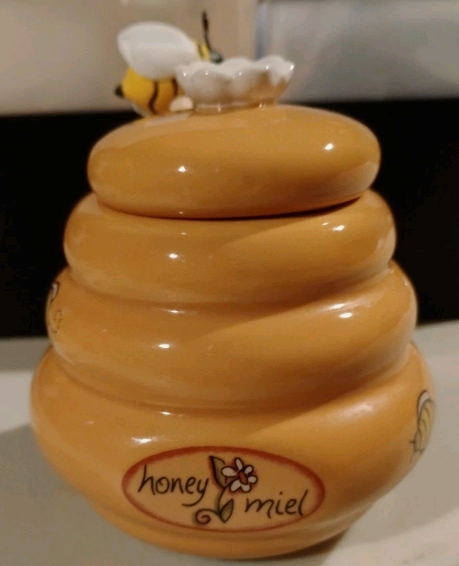 Ceramic Honey Miel honeypot~ Never Used~ So Cute~ 