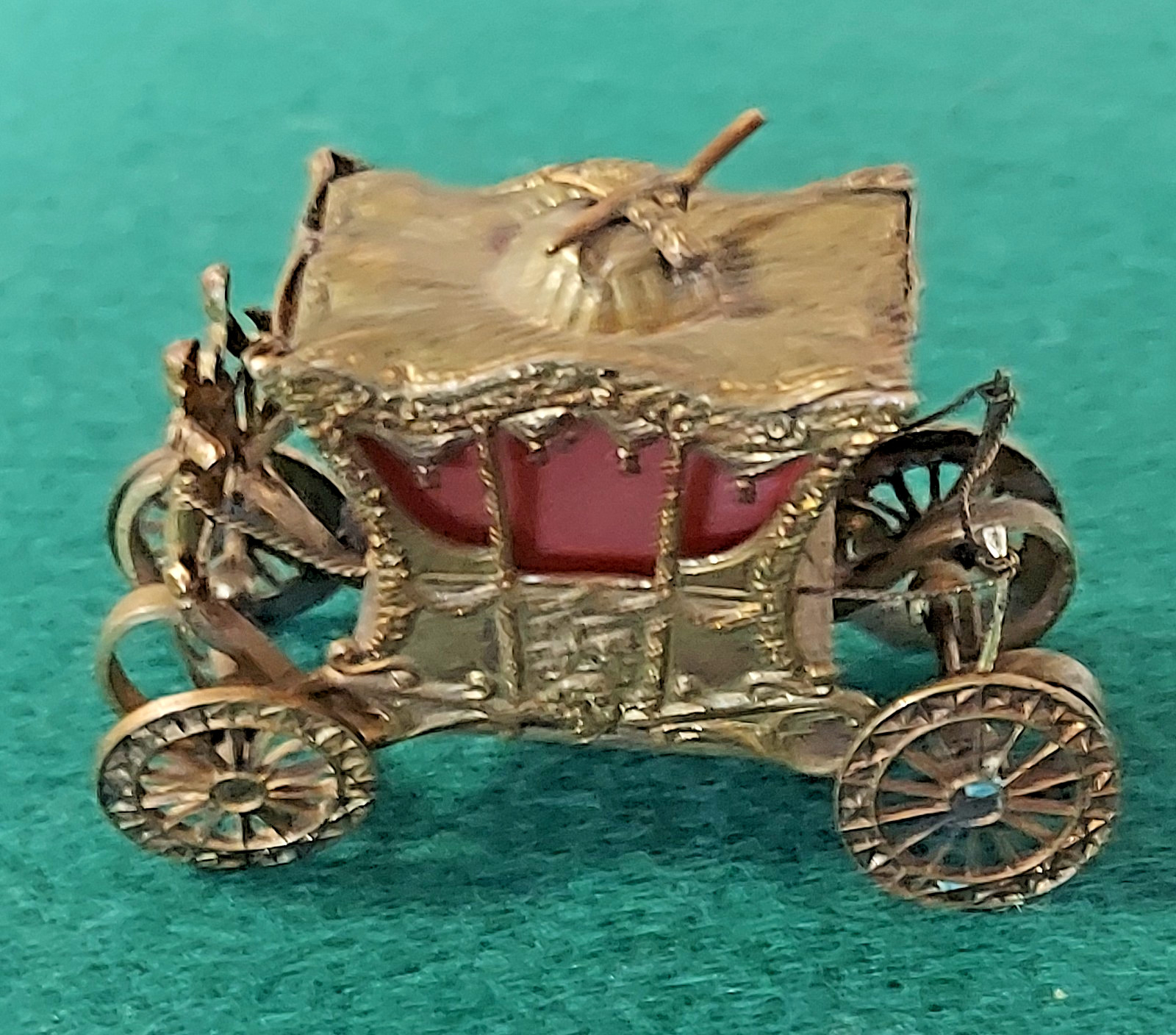 1902 VINTAGE SEWING TAPE MEASURE BRITISH CORONATION COACH FIGURAL GILT METAL
