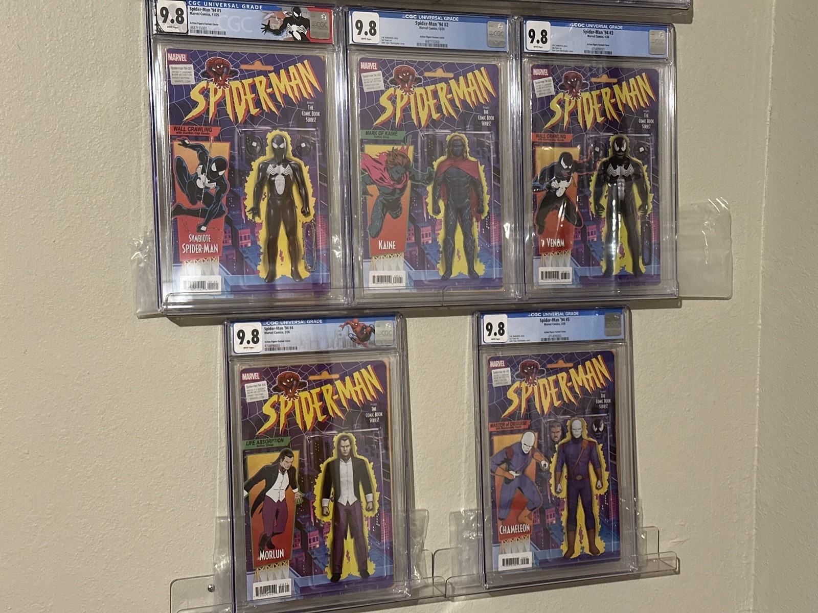ALL 9.8 Spider-Man '94 #1-5 Full Set Christopher Action Figure Variant 🔥🔑 ALL 9.8 Spider-Man '94 #1-5 Full Set Christopher Action Figure Variant 🔥🔑