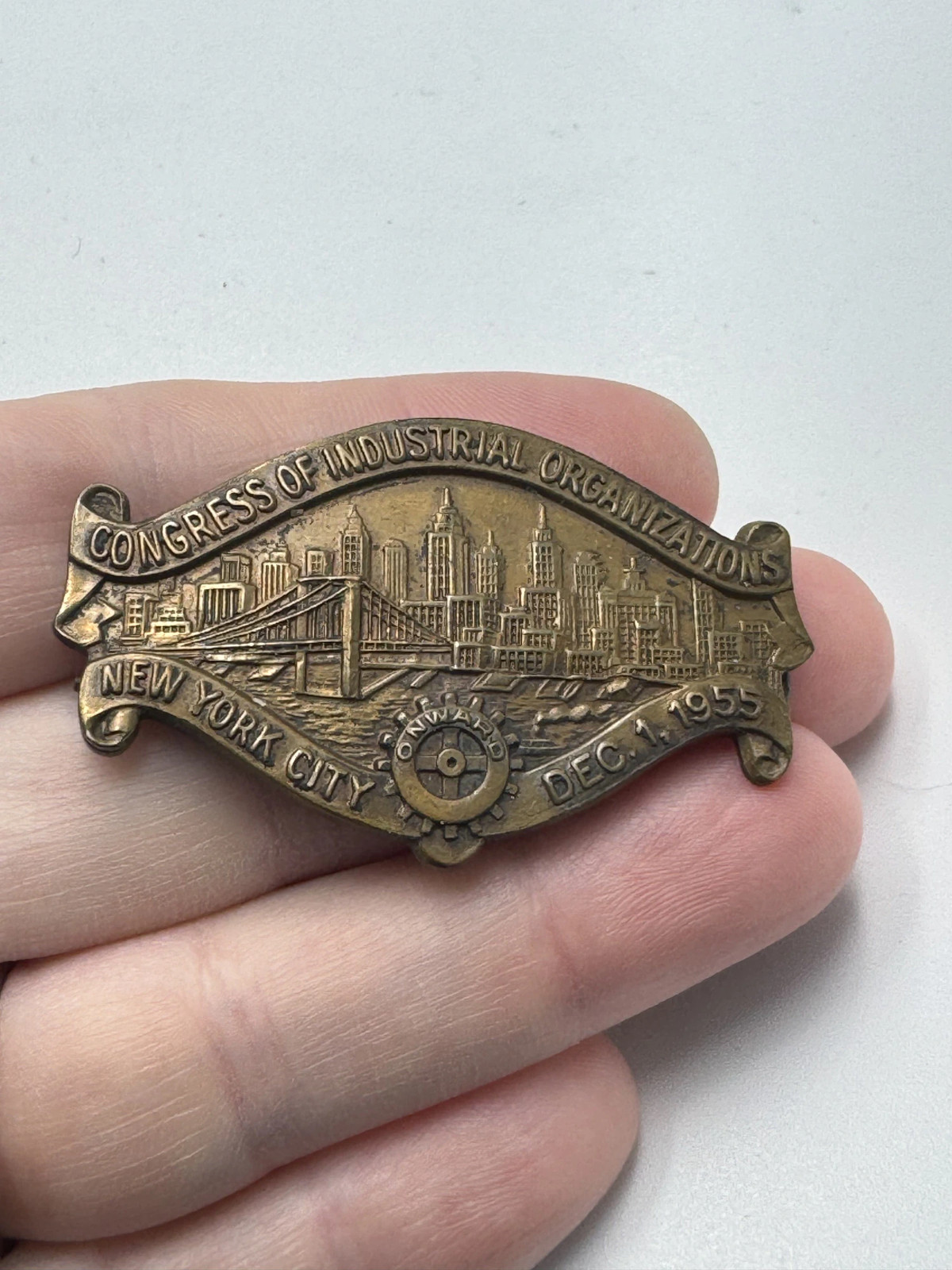 1955 Congress of Industrial Organizations CIO New York City Skyline Pin Badge