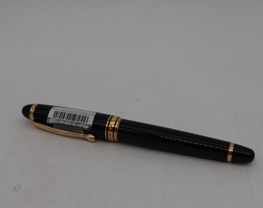 Discontinued Pilot Custom 98 Fountain Pen Black GoldPlated Fine Nib Vintage 1279