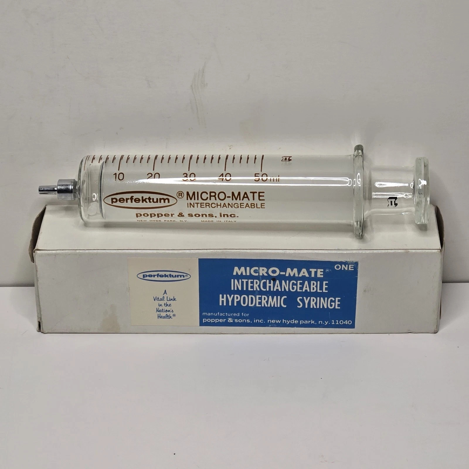 Vintage Glass Perfektum Micro-Mate Interchangeable 50cc Hypodermic Syringe + Box