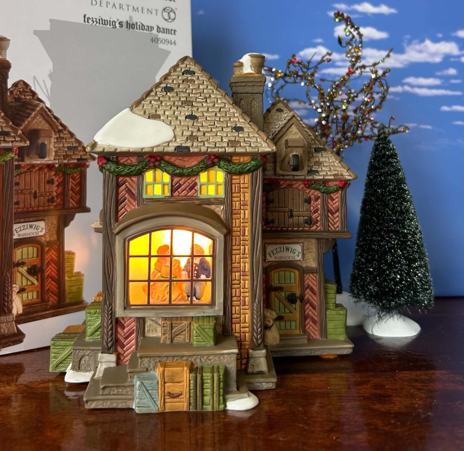 DEPT 56 Dickens FEZZIWIG'S HOLIDAY DANCE  A Christmas Carol, Rare, 3D, Scrooge