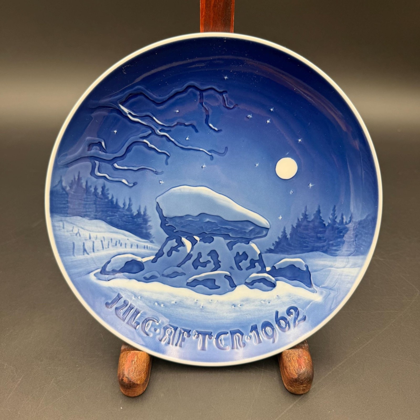 B&G Bing and Grondahl 1962 Christmas Plate