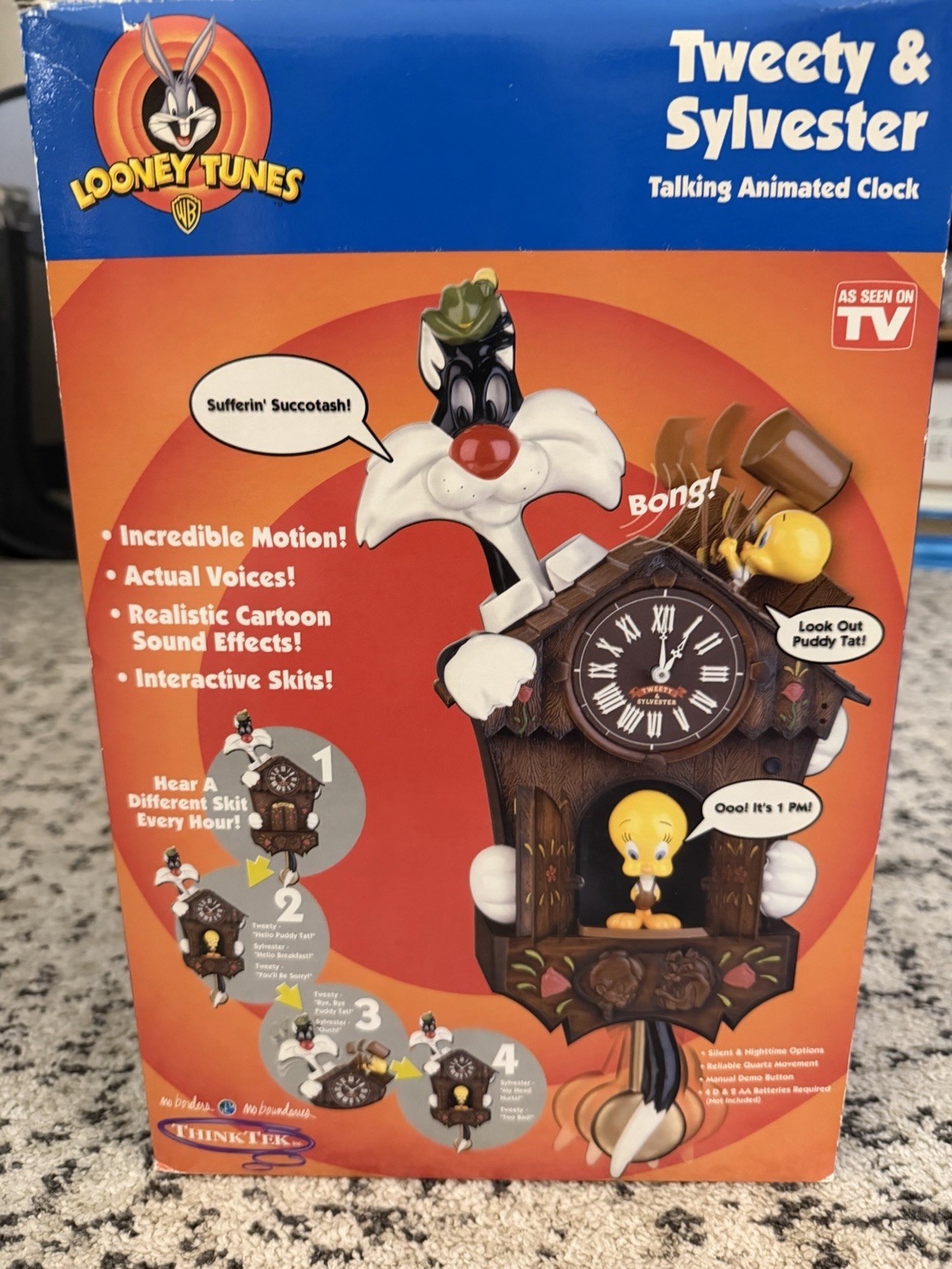 VERY RARE NEW Looney TuneS Tweety & Sylvester Talking Animated Wall Clock Batt