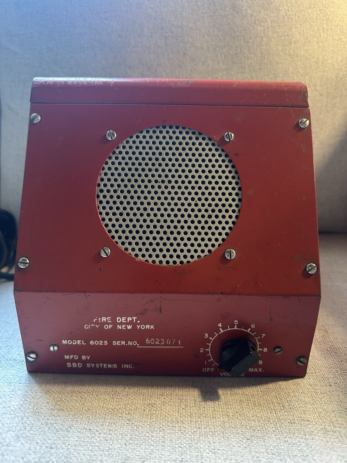 Vintage 1950/60 NYC New York City Fire Department NYFD Dept Red Station Speaker