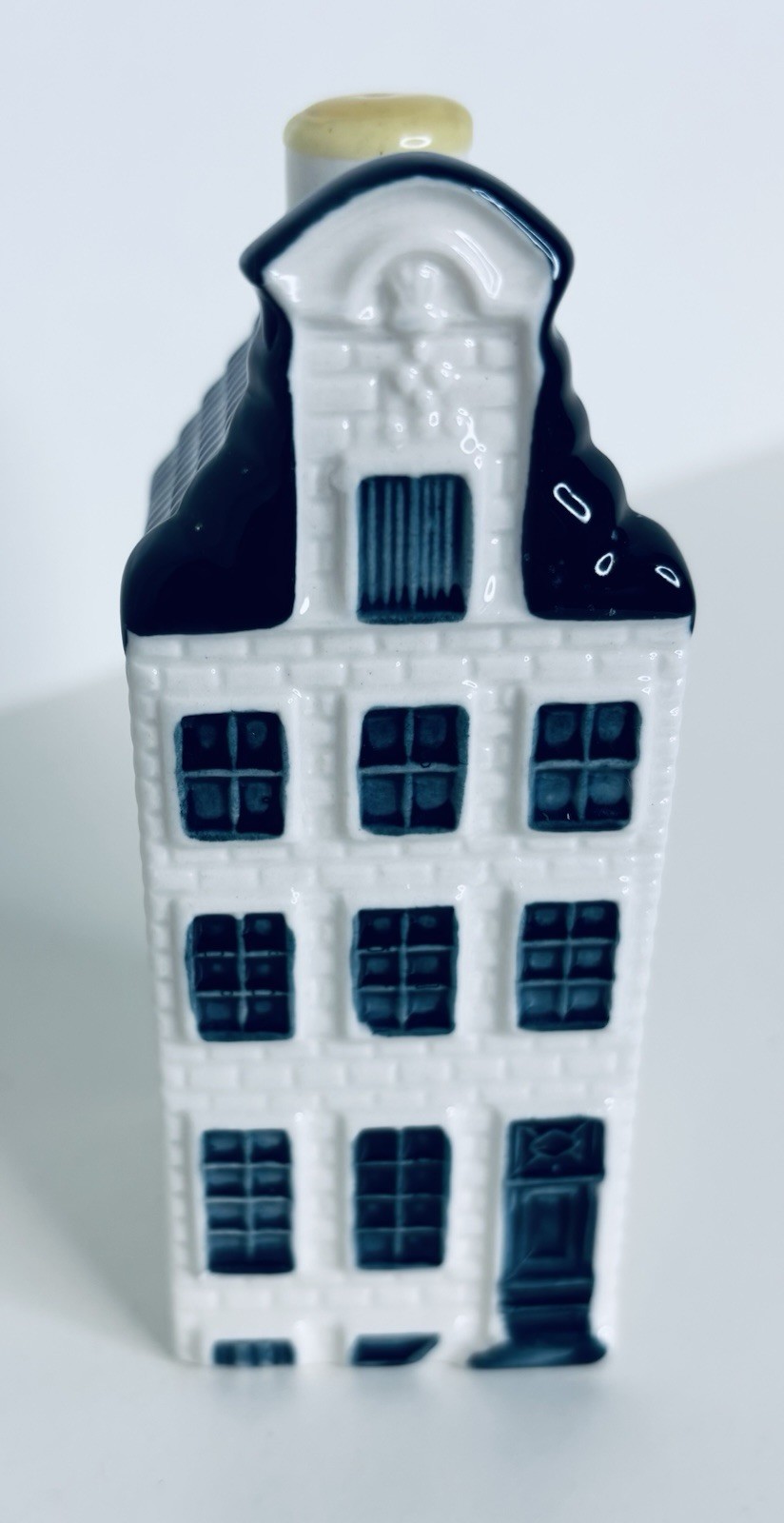 KLM Delft Blue Miniature Canal House #59 BOLS Made in Holland SEALED Empty 2021
