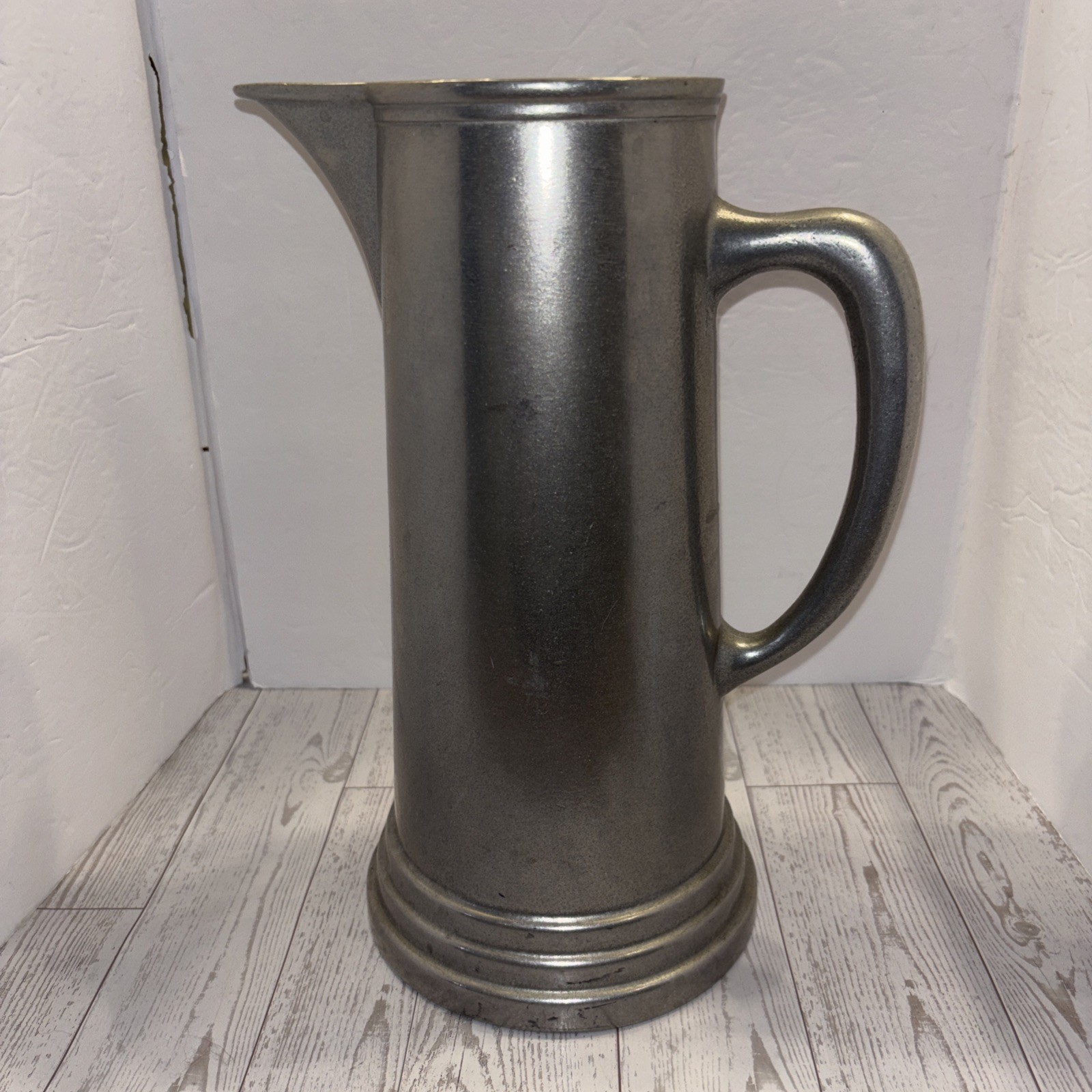 Vtg Wilton 12” Pewter Stein Tankard Mug Style Pitcher Plough Tavern W/Ice Guard