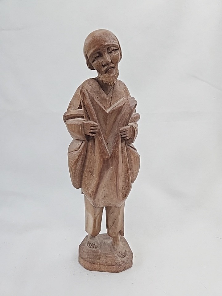 VTG  Wooden Folk Art Sculpture Mid-20th Century Hand carved One of a Kind Decor 