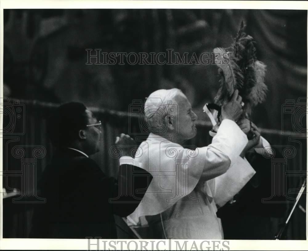 1987 Press Photo Pope John Paul II visits New Orleans - noc89171