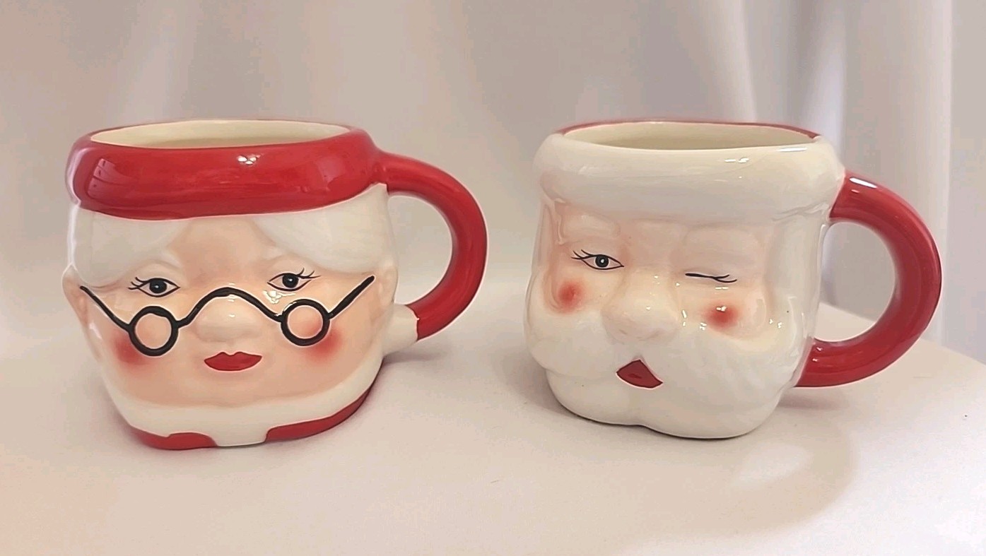 Vintage Crofton Santa Claus & Mrs. Claus Ceramic Gloss Finish Mugs Set Of 2
