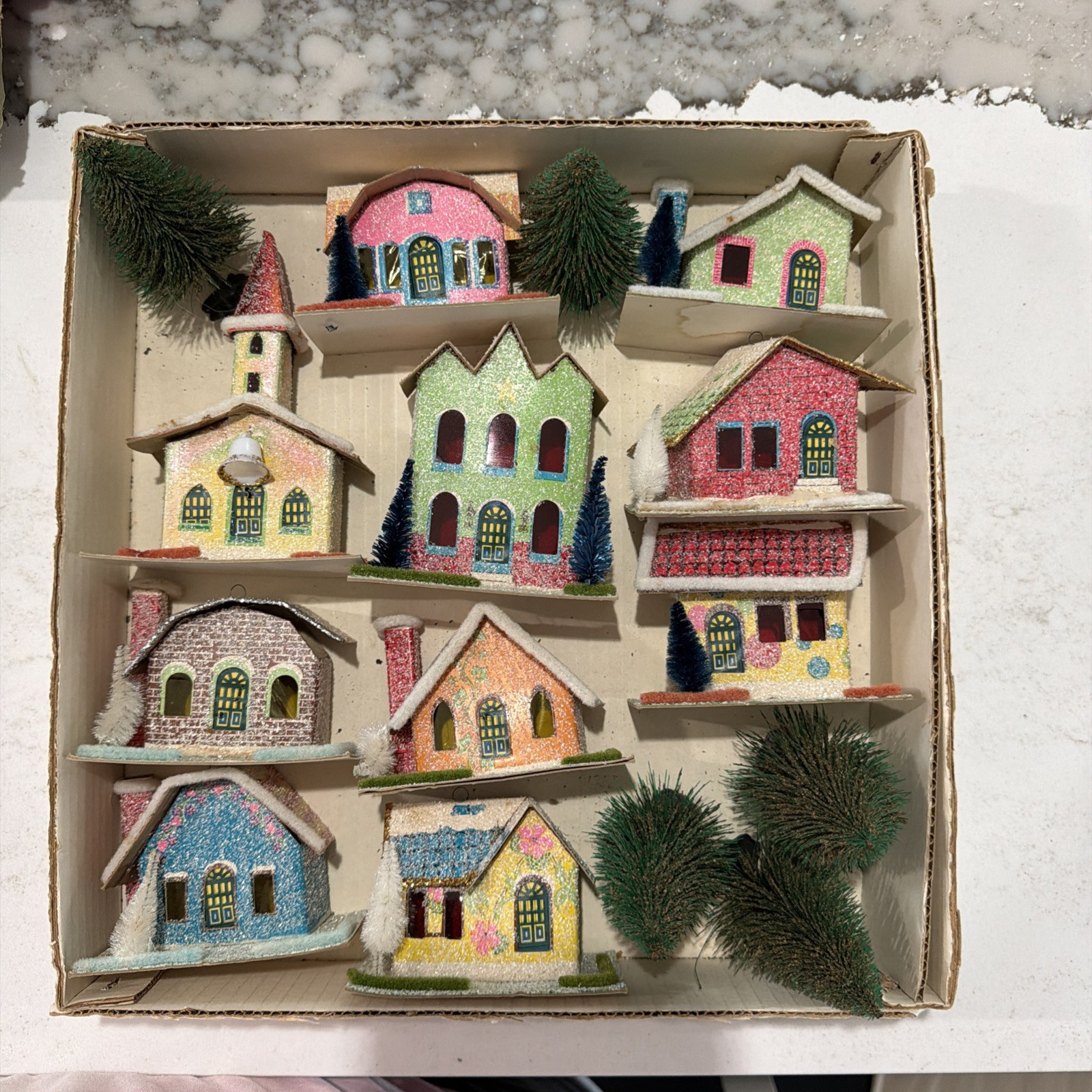RARE Vintage GEM Christmas Deluxe 10 pc Alpine Village Set w/Box Japan Putz Mica