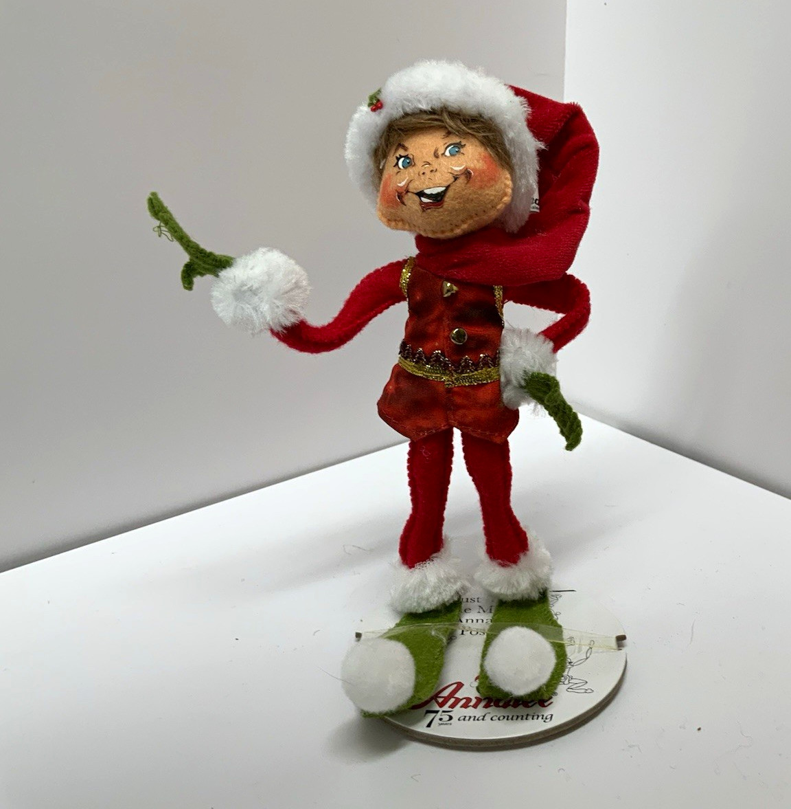 Annalee 2012 Handmade Christmas Elf Figurine 10 in Plush Fabric Red Annalee 2012 Handmade Christmas Elf Figurine 10 in Plush Fabric Red